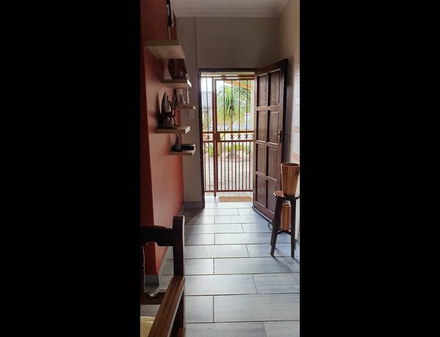 3 BEDROOM FREEHOLD FOR SALE IN WATERVAL EAST